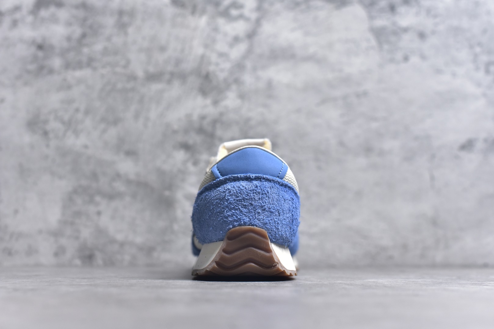 图片[5]-#New Balance NB 471系列 U471AS 白黑蓝 小红书爆款 全新档案 独立私磨开发 正确色卡校准 长绒反毛材质一比一还原 头层N字标 后跟弧度一致 中底拉帮干净利索 尺码：36 37 37.5 38 38.5 39 40 40.5 41 42 42.5 43 44 45-选品中心