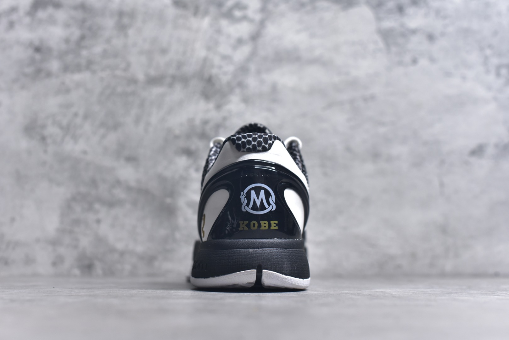 图片[5]-#NK Zoom Kobe 6 科比六代签名实战篮球鞋 黑白天使GiGi CW2190-002 全套原纸板楦头开发 确保原汁原味 完美呈现版型 一比一鞋头弧度高度鞋身弧度 细节品控鞋型完美 原厂TPU网格鞋带扣 正确内里网布 前后气垫加持 信仰绝不减配 全鞋身材料卡色独家定制 SWOOSH 蛇鳞 正确珠光效果（内嵌珍珠粉）独家前掌Zoom Turbo 后掌马蹄Zoom缓震 内置全真动态飞线 独家复刻U型缓震垫带独立钢印 十年情怀 这里完美落地 尺码：40 40.5 41 42 42.5 43 44 44.5 45 46 47.5 48.5-选品中心