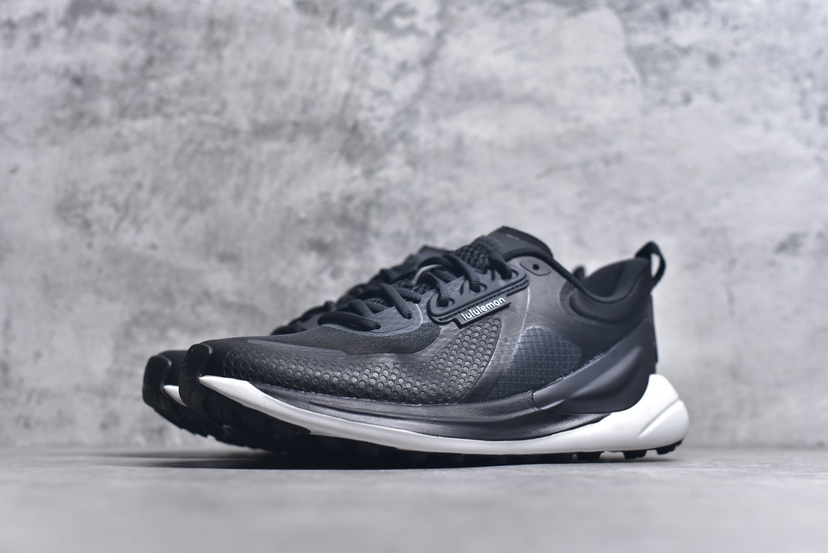 图片[2]-#Lululemon 露露 W BLISSFEEL TRAIL RUN 石墨黑灰 男女鞋 36 36.5 37 38 38.5 39 40 40.5 41 42 42.5 43 43.5 44-选品中心