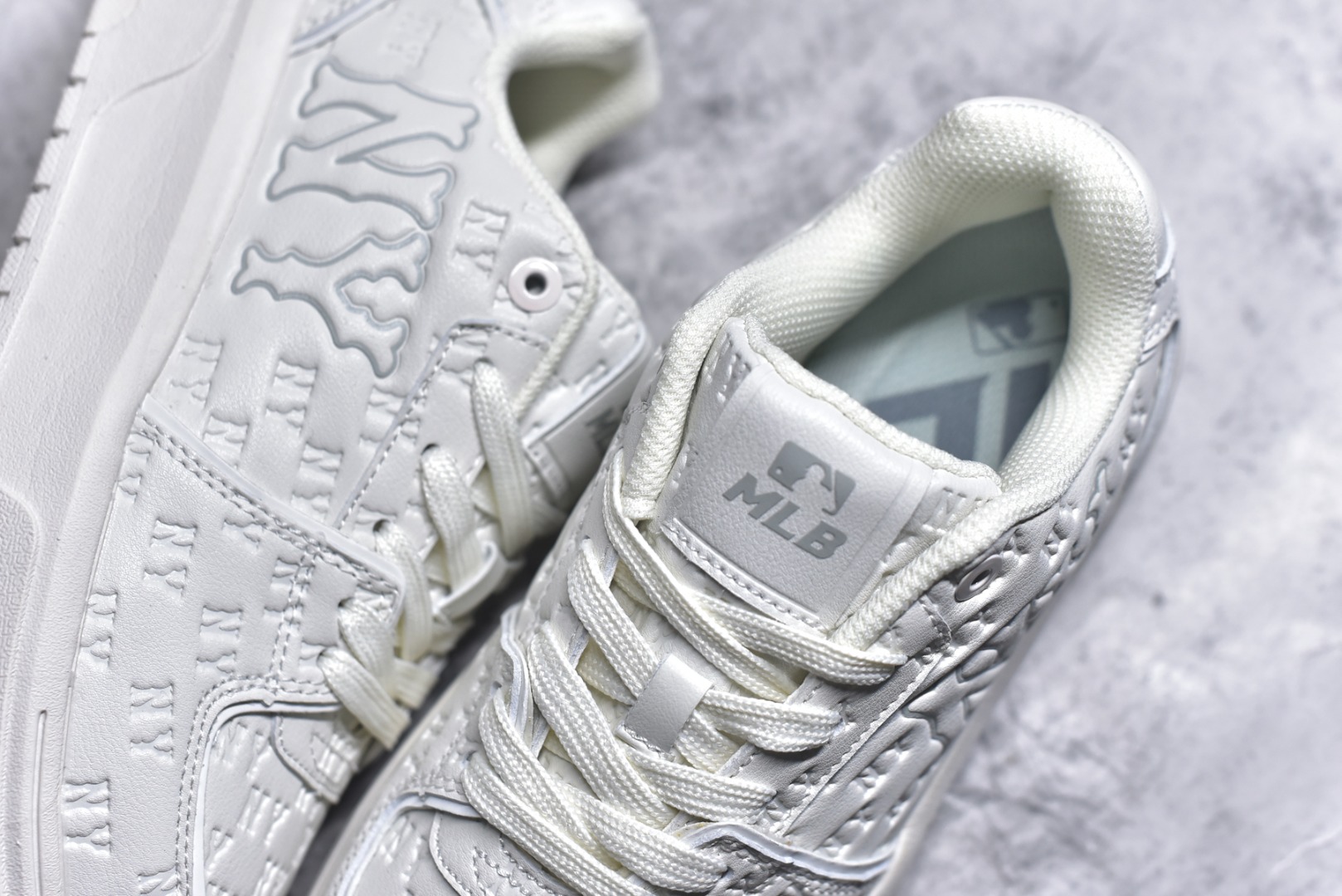 图片[9]-#NY MLB Bigball Chunky Embo Monogram2011 纽约洋基队 增高厚底休闲跑鞋 3ASXE015N 尺码：35 36 36.5 37.5 38 38.5 39 40 40.5 41 42 42.5 43 44 44.5 45-选品中心