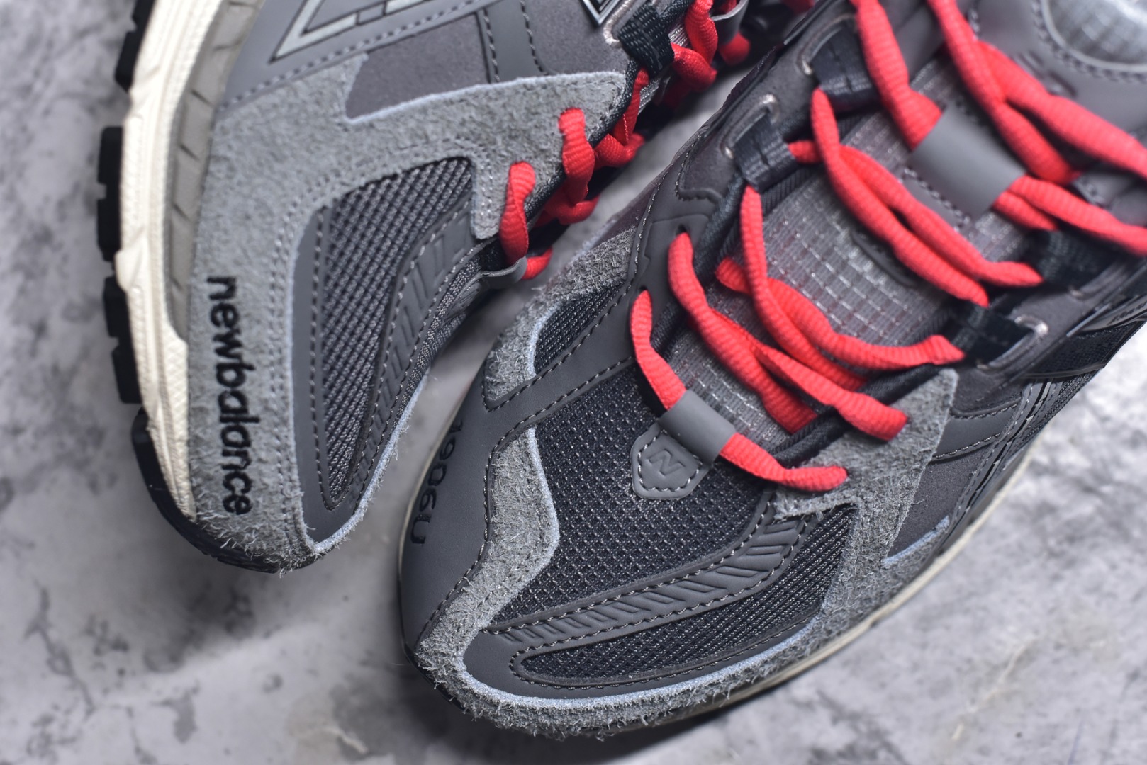 图片[8]-#New Balance M1906系列复古单品宝藏老爹鞋款 复古元素叠加 质感超级棒 楦版型材料细节做工精细 作为NB最经典的档案鞋型之一 与2002一样，1906有着NB最成熟的技术加持和复古款式，而本次推出的版本参照2002r的定位，相信会在性价两端做出权衡。单从造型上来看，依旧是vibe风格，味道很正，细节也很酷，这双1906r无疑必能打入复古跑鞋爱好者的年度鞋款名录 货号：U1906NGC 尺码：36-46.5（半）-选品中心