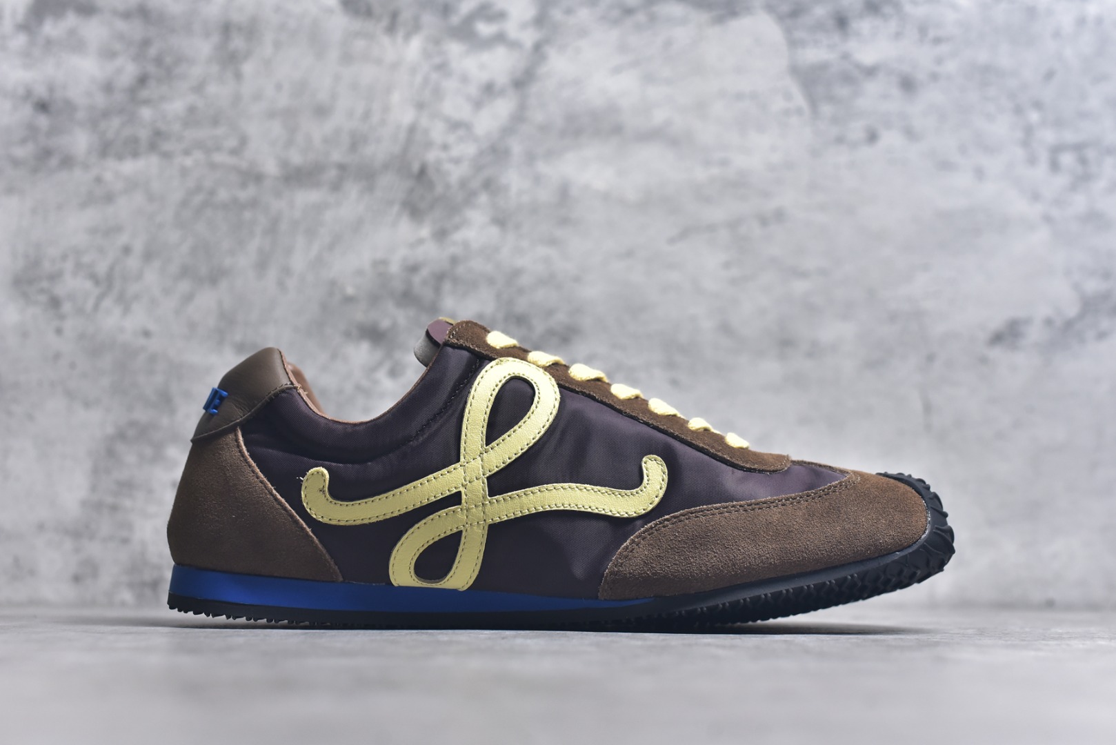 图片[3]-#LOEWE罗意威 Ballet Runner 2.0 尼龙牛皮革 圆头系带 棕色 尺码：35-44-选品中心