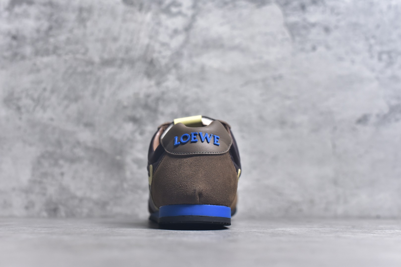 图片[5]-#LOEWE罗意威 Ballet Runner 2.0 尼龙牛皮革 圆头系带 棕色 尺码：35-44-选品中心