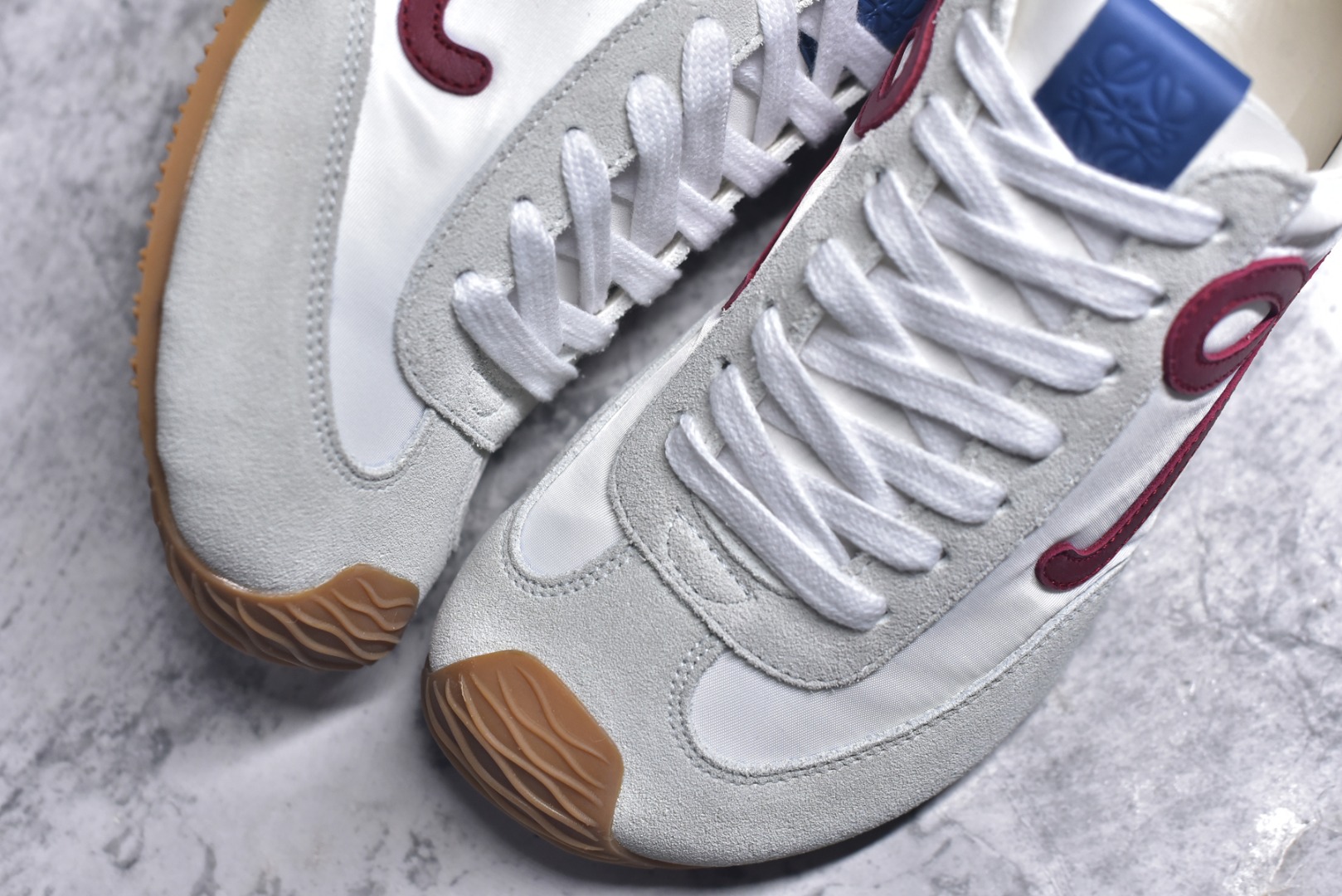图片[8]-#LOEWE罗意威 Ballet Runner 2.0 尼龙牛皮革 圆头系带 白红蓝 尺码：35-44-选品中心