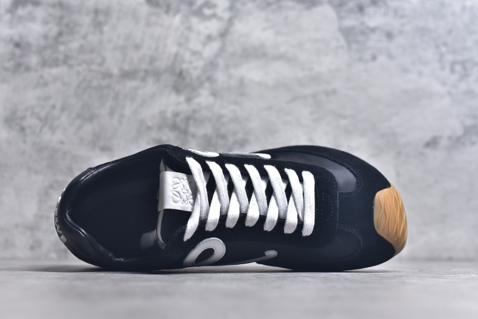图片[4]-#LOEWE罗意威 Ballet Runner 2.0 尼龙牛皮革 圆头系带 黑色 尺码：35-44-选品中心