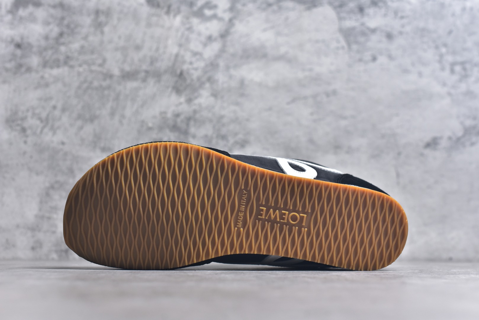 图片[6]-#LOEWE罗意威 Ballet Runner 2.0 尼龙牛皮革 圆头系带 黑色 尺码：35-44-选品中心