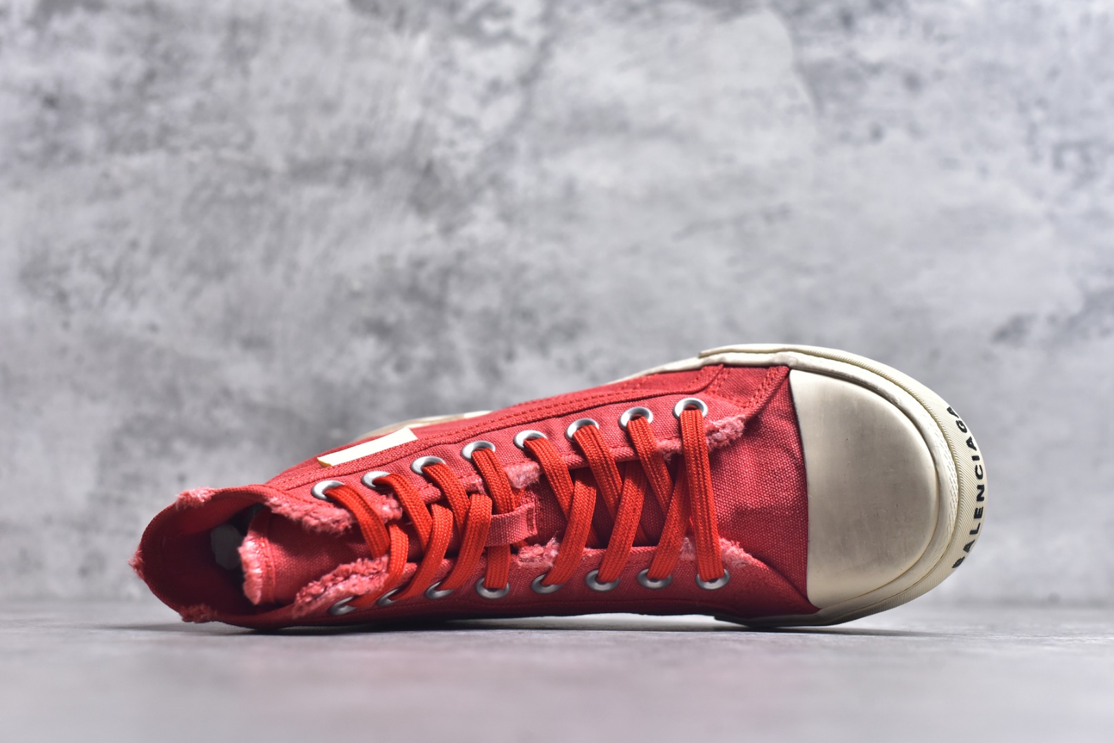 图片[4]-#帆布鞋大红高 货号 6090 BALENCIAGA巴黎世家 PARIS磨损做旧效果休闲低帮帆布鞋 低帮 绑带鞋面背面浮印尺码鞋头边缘印有BALENCIAGA品牌标识大盒从里到外一切百分百还原官方配置 顶级专供碾压一切版本尺码：35 36 37 38 39 40 41 42 43 44 45-选品中心