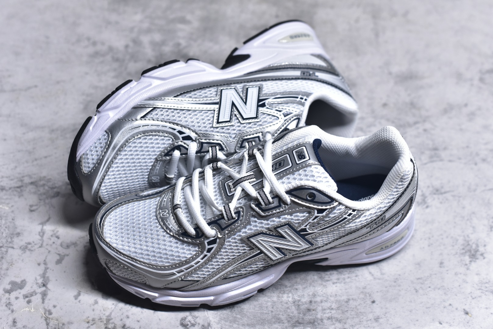图片[7]-#New Balance NB740系列复古老爹风休闲运动慢跑鞋 原盒 原吊牌 组合大底 1：1制作 此款鞋采用近几年比较流行的版型设计，外观时尚大气，鞋底采用耐磨的材质，穿上它，让您在平时生活和工作中都会感觉到舒适的体验。 货号：U740WN2 尺码：36 36.5 37.5 38 38.5 39 40 40.5 41 42 42.5 43 44 44.5 45-选品中心