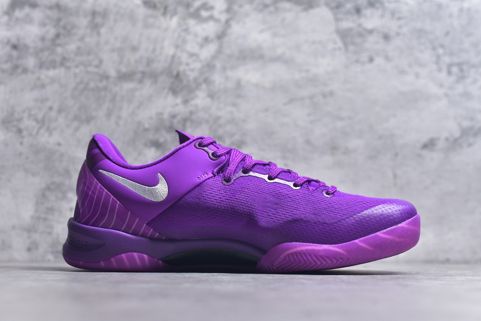 图片[3]-#NK Zoom Kobe 8 科比八代 Eybl 紫色 HJ7265-500 React 科技鞋垫加持 实战配置直接拉满 原楦纸板开发 鞋身流线型、后跟塑形 区分土肥圆 原厂针织鞋面一针一线匹配原版 全身鞋材卡料色独家定制 唯一万针立体刺绣SWOOSH 真实底模最大48.5 实战利器 专供海外市场 尺码：40 40.5 41 42 42.5 43 44 44.5 45 46 47.5 48.5 （脚宽、脚胖 建议买大半码）-选品中心