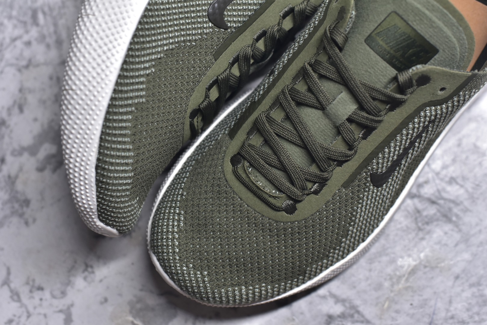 图片[8]-#Nike Free 2025 耐克新款飞织面 透气缓震运动跑鞋 官方同步出货 飞织鞋面提供出色的弹性和支撑力鞋底融入凹槽设计 塑就柔韧灵活性 令运动自由无拘加厚泡绵中底 柔韧灵活 出色缓震 货号： HF1078-200 尺码：36 36.5 37.5 38 38.5 39 40 40.5 41 42 42.5 43 44 44.5 45-选品中心