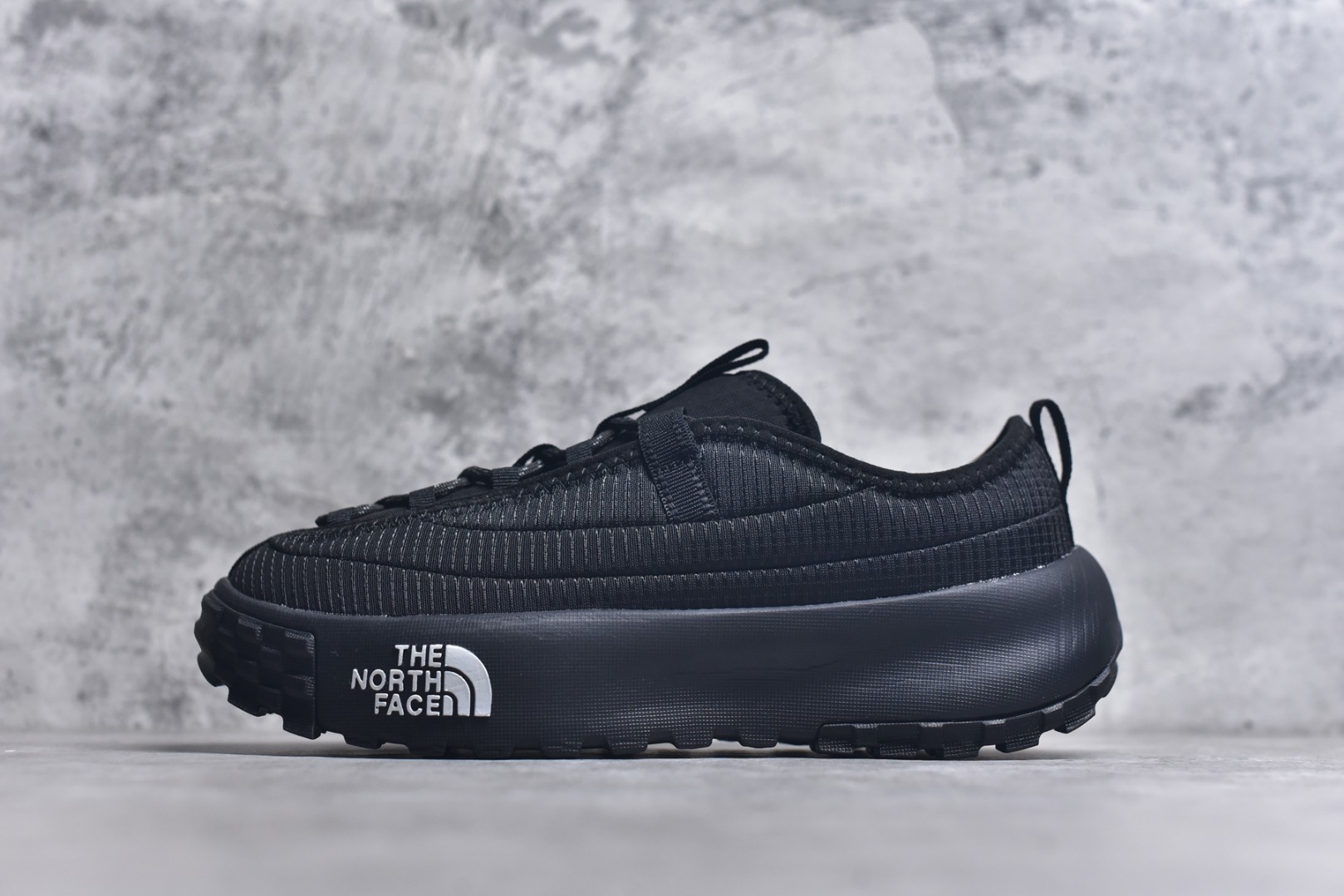 #北面THE NORTH FACE NEVER STOP 舒适百搭 防滑透气 低帮 生活休闲鞋 货号：NF0A8A93KX7-090 尺码：36 36.5 37.5 38 38.5 39 40 40.5 41 42 42.5 43 44 45-选品中心