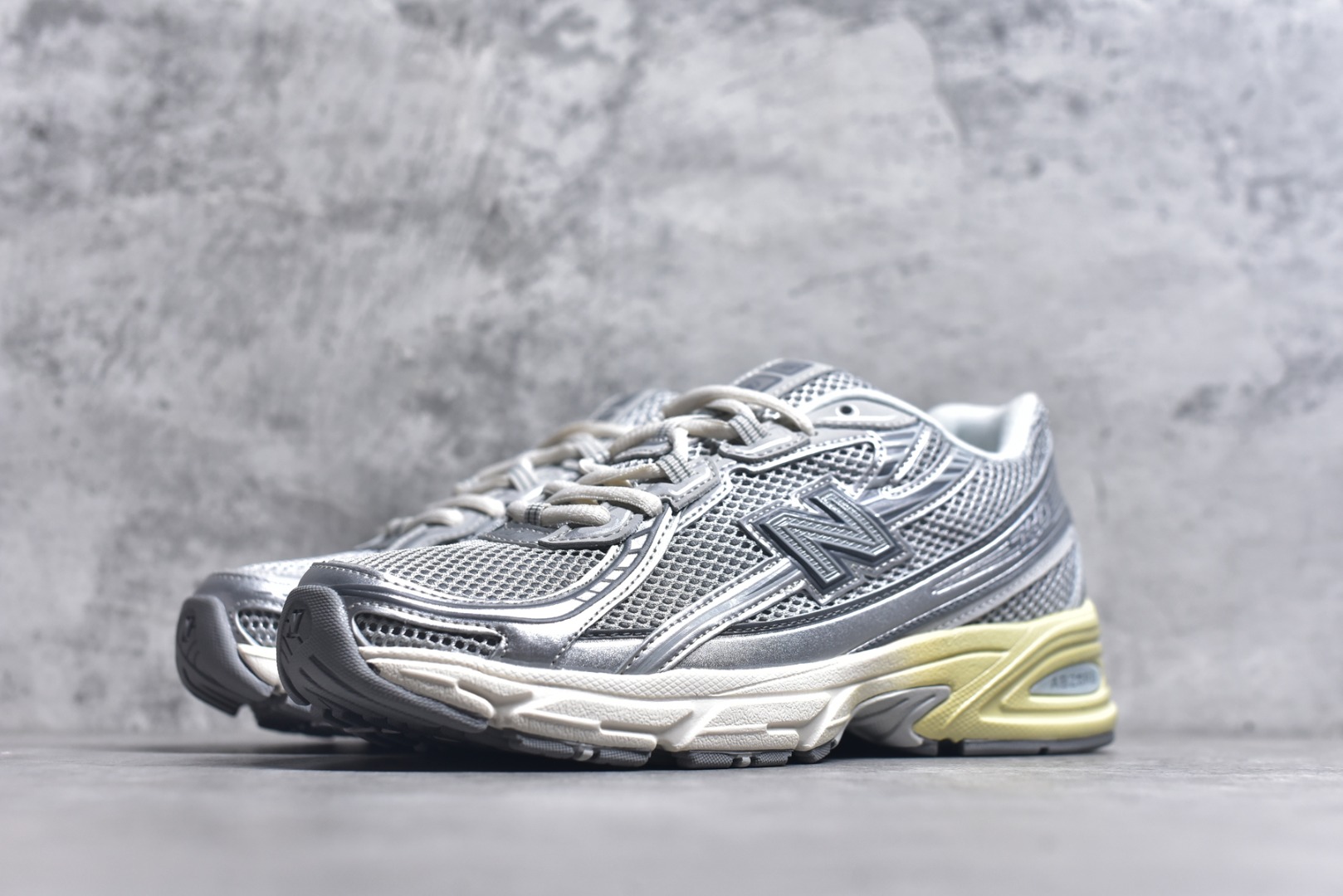 图片[2]-#New Balance 740系列复古老爹风休闲运动慢跑鞋 U740AR2 #原盒 原吊牌 组合大底 1：1制作 尺码：36 37 37.5 38 38.5 39 40 40.5 41 42 42.5 43 44 45 9.C3-选品中心