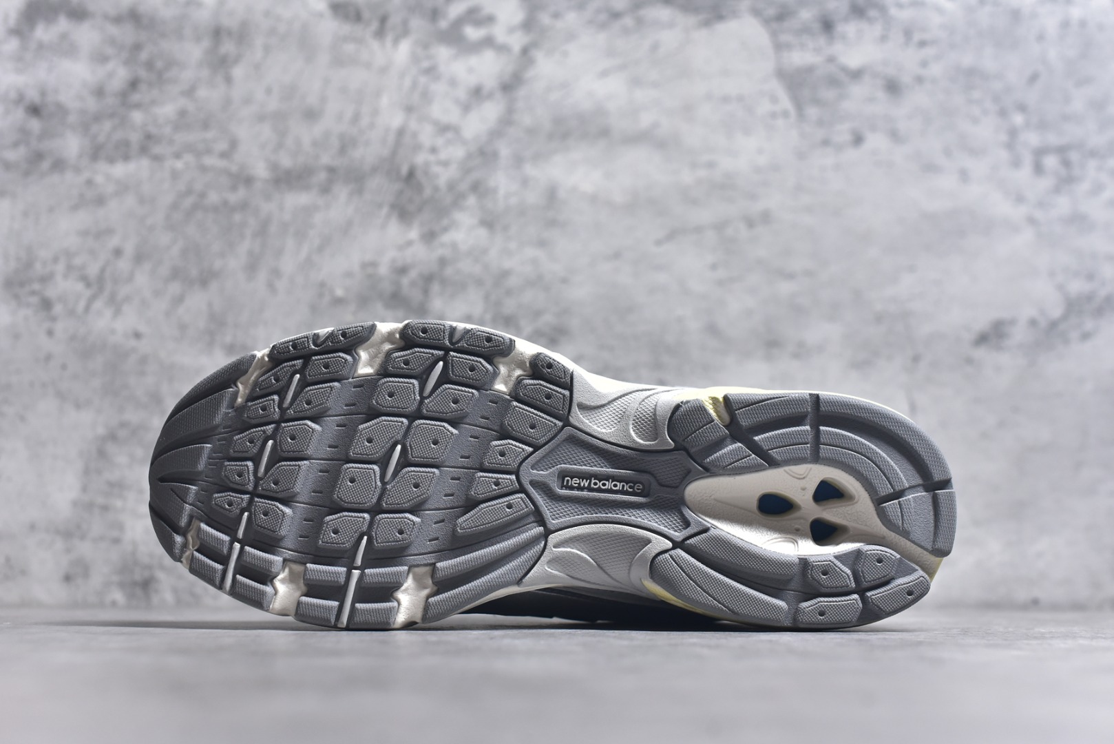 图片[6]-#New Balance 740系列复古老爹风休闲运动慢跑鞋 U740AR2 #原盒 原吊牌 组合大底 1：1制作 尺码：36 37 37.5 38 38.5 39 40 40.5 41 42 42.5 43 44 45 9.C3-选品中心