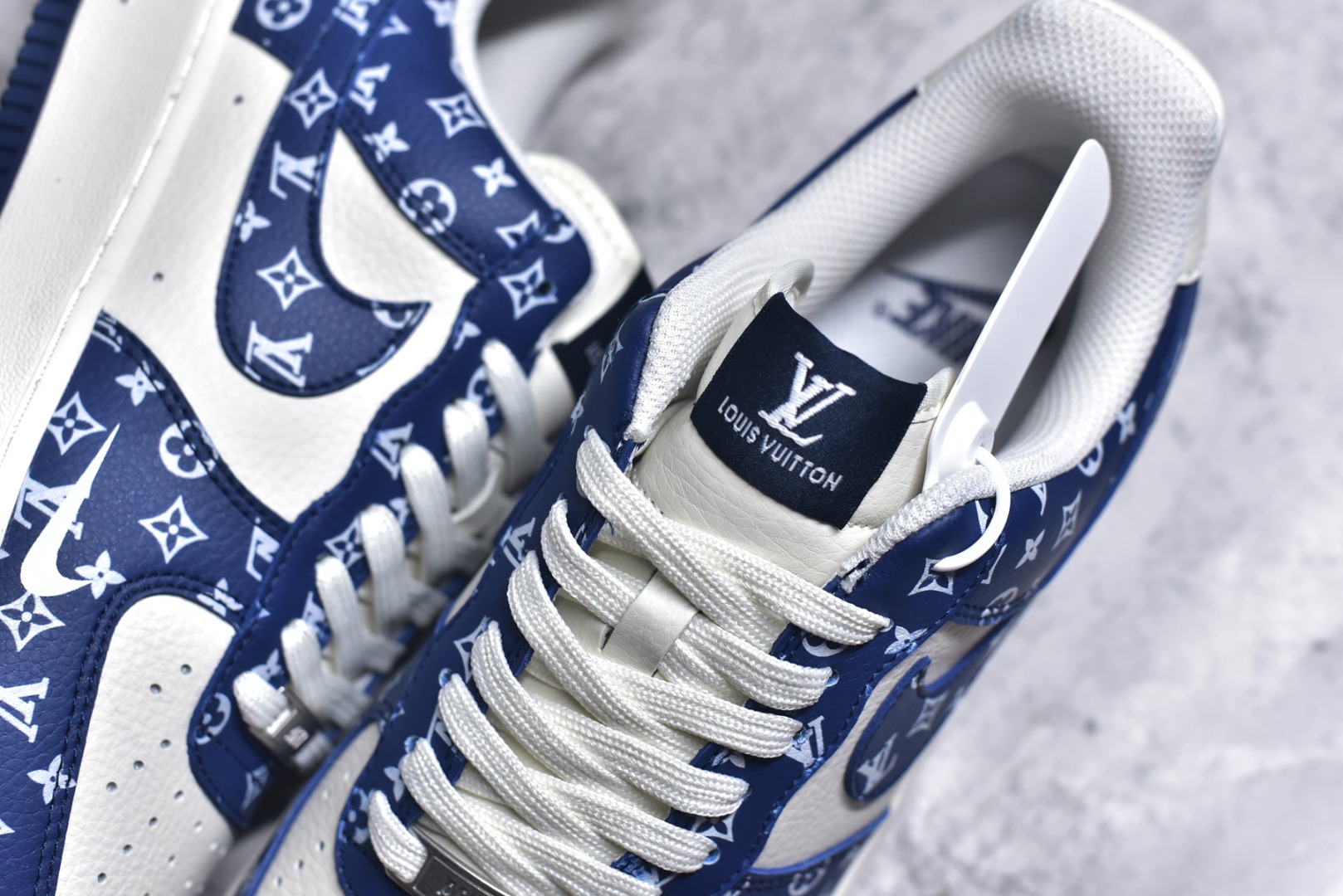 图片[9]-#Nike Air Force 1\’07 Low LV联名 白蓝小白勾 空军一号低帮休闲板鞋 LW9279-008 #原楦头原纸板 原装鞋盒 定制五金配件 内置全掌气垫 原厂鞋底 尺码：36 36.5 37.5 38 38.5 39 40 40.5 41 42 42.5 43 44 44.5 45 9.D4-选品中心