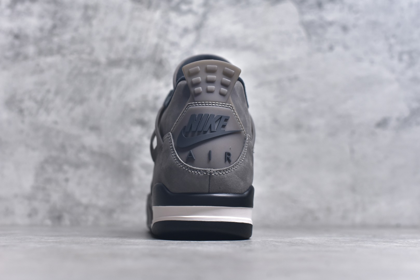 图片[5]-#Air Jordan 4 Retro \”Cave Stone\” AJ4 乔4摩卡 FV5029-200 #鞋身以TS标志性的大地色为主色调，通体采用深棕色麂皮打造，搭配黑色网格、TPU细节呈现。 尺码：40 40.5 41 42 42.5 43 44 44.5 45 46 47.5 48.5-选品中心