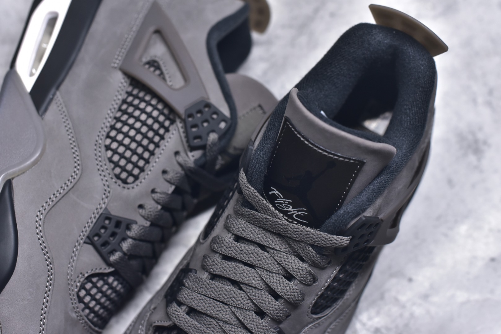 图片[9]-#Air Jordan 4 Retro \”Cave Stone\” AJ4 乔4摩卡 FV5029-200 #鞋身以TS标志性的大地色为主色调，通体采用深棕色麂皮打造，搭配黑色网格、TPU细节呈现。 尺码：40 40.5 41 42 42.5 43 44 44.5 45 46 47.5 48.5-选品中心