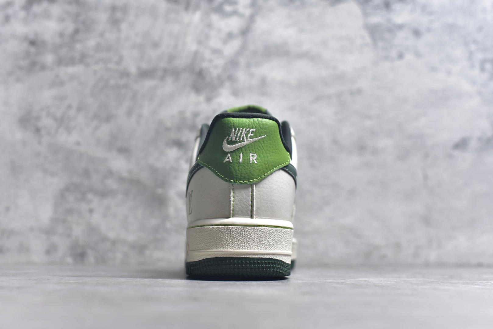 图片[5]-#Nike Air Force 1 \’07 Low LV联名 松石绿 空军一号低帮休闲板鞋 KK1988-086 #原楦头原纸板 原装鞋盒 定制五金配件 内置全掌气垫 原厂鞋底 尺码：36 36.5 37.5 38 38.5 39 40 40.5 41 42 42.5 43 44 44.5 45 9.D4-选品中心