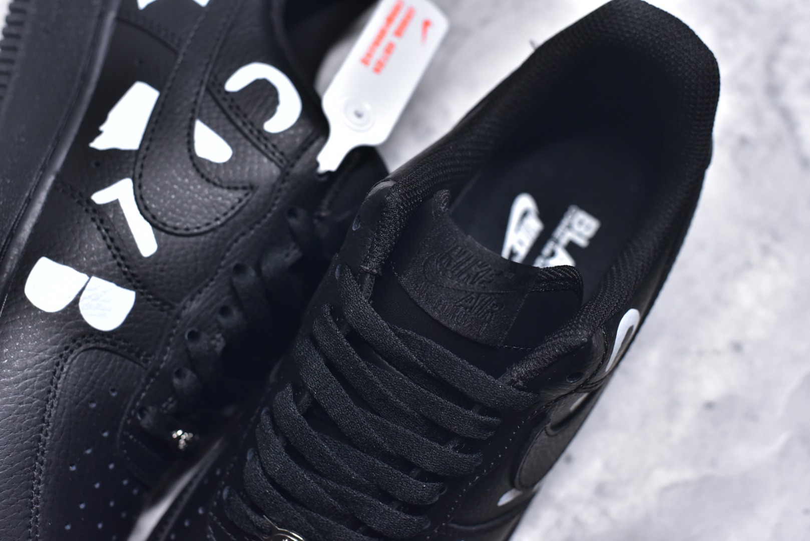 图片[9]-#Comme Des Garcons ×Nike Air Force 1 Low CDG联名 空军一号低帮休闲板鞋 IB9949-001 #原鞋开发 原楦头原纸板 配件齐全 纯正版型 正品NFC感应芯片 内置全掌气垫 尺码：36 36.5 37.5 38 38.5 39 40 40.5 41 42 42.5 43 44 44.5 45 9.D4-选品中心