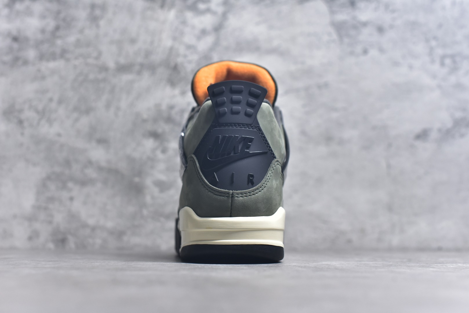 图片[5]-#Air Jordan 4 AJ4乔4 五道杠联名款 文化篮球鞋 IB1519-200 国内一线大厂OG出品 匠心打造 原厂皮料原厂数据 全新纸板 模具打造 外贸 平台高端零售专供品质 品质毋庸置疑 一眼正品既视感 细节均已解码 尺码：36 36.5 37.5 38 38.5 39 40 40.5 41 42 42.5 43 44 44.5 45 46 47.5-选品中心
