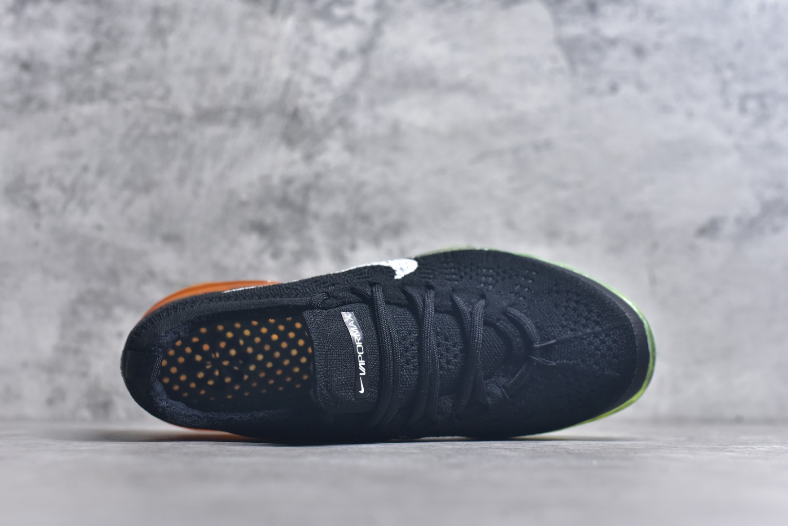 图片[4]-#Nike Air Vapormax2023 FK 全掌长气垫 缓震跑步鞋 采用传统的Flyknit构造 回收材料制成 鞋垫上印有Nike的风车标志 全长VaporMax鞋底单元两侧和外侧前脚掌上的Swoosh标志完善了设计 黑彩虹底 DV1678-014 男女鞋 35.5 36 36.5 37.5 38 38.5 39 40 40.5 41 42 42.5 43 44 44.5 45 46-选品中心