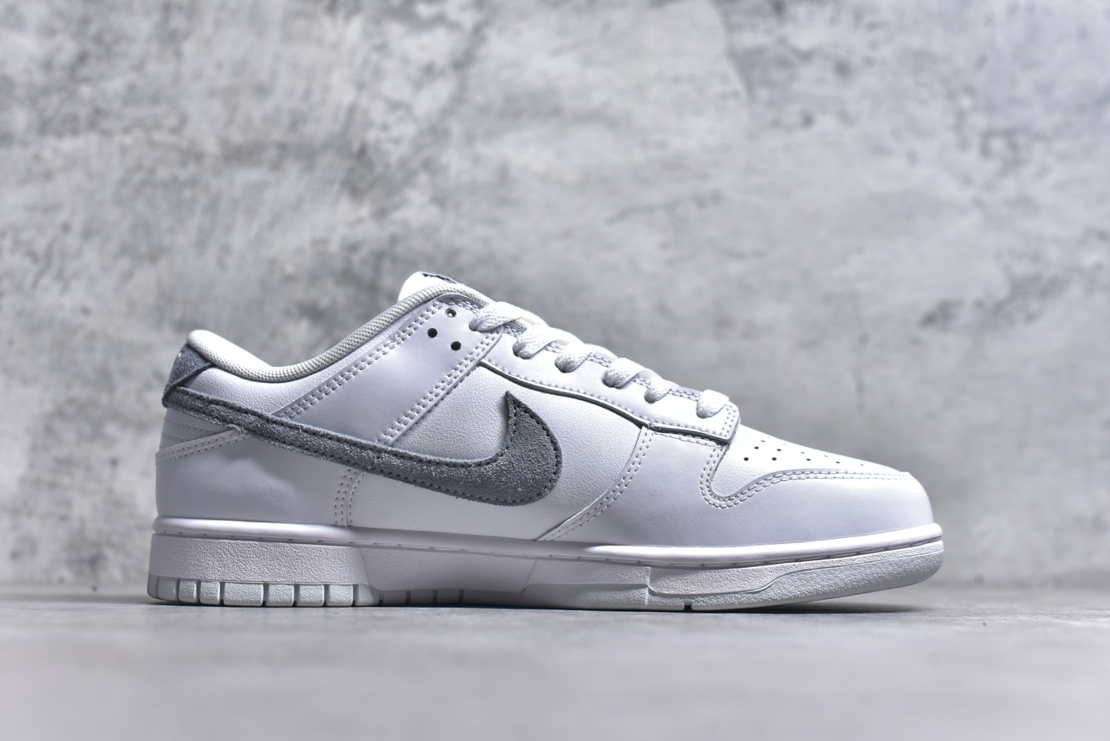 图片[3]-#Nike SB Dunk Low 白灰色 低帮休闲板鞋 IH0632-141 尺码：40 40.5 41 42 42.5 43 44 44.5 45 46 9.E5-选品中心