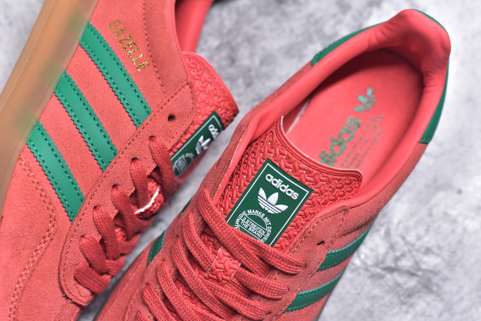 图片[9]-#AD Gazelle Indoor Trainers 羚羊内训系列低帮复古百搭休闲运动德训风板鞋 JH5407 90年代经典的复刻版！自60年代以足球训练鞋面世以来,Gazelle就以其经典设计席卷全球。1991年版本的复刻,再造经典Gazelle。采用皮革打造,搭配浊色细节,让这款经典更加简约。尺码：36 36⅔ 37⅓ 38 38⅔ 39⅓ 40 40⅔ 41⅓ 42 42⅔ 43⅓ 44⅓ 44⅔ 45-选品中心