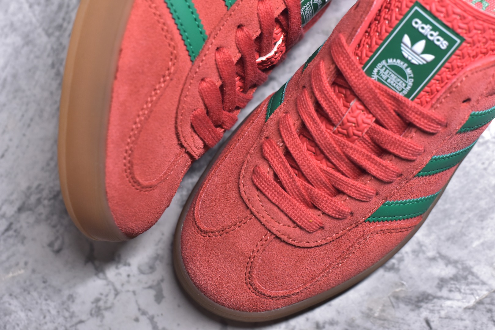 图片[8]-#AD Gazelle Indoor Trainers 羚羊内训系列低帮复古百搭休闲运动德训风板鞋 JH5407 90年代经典的复刻版！自60年代以足球训练鞋面世以来,Gazelle就以其经典设计席卷全球。1991年版本的复刻,再造经典Gazelle。采用皮革打造,搭配浊色细节,让这款经典更加简约。尺码：36 36⅔ 37⅓ 38 38⅔ 39⅓ 40 40⅔ 41⅓ 42 42⅔ 43⅓ 44⅓ 44⅔ 45-选品中心