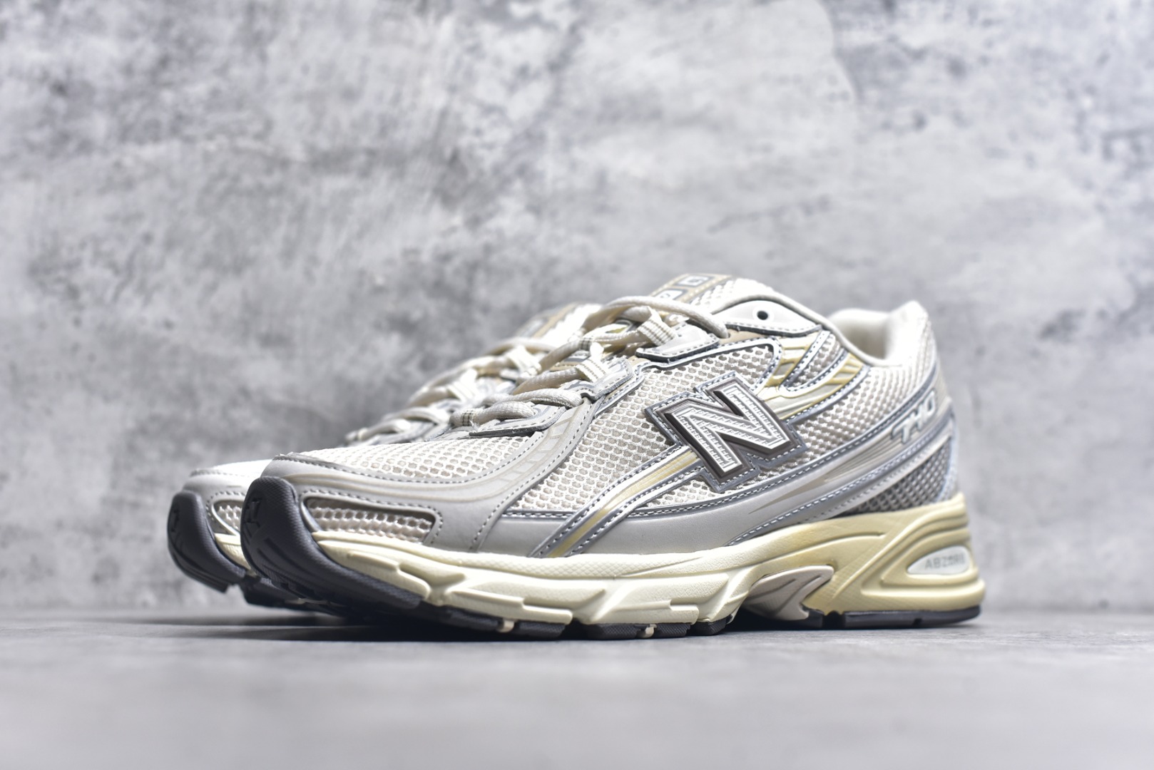 图片[2]-#New Balance 740系列复古老爹风休闲运动慢跑鞋 U740PR2 #原盒 原吊牌 组合大底 1：1制作 尺码：36 37 37.5 38 38.5 39 40 40.5 41 42 42.5 43 44 45 9.C3-选品中心