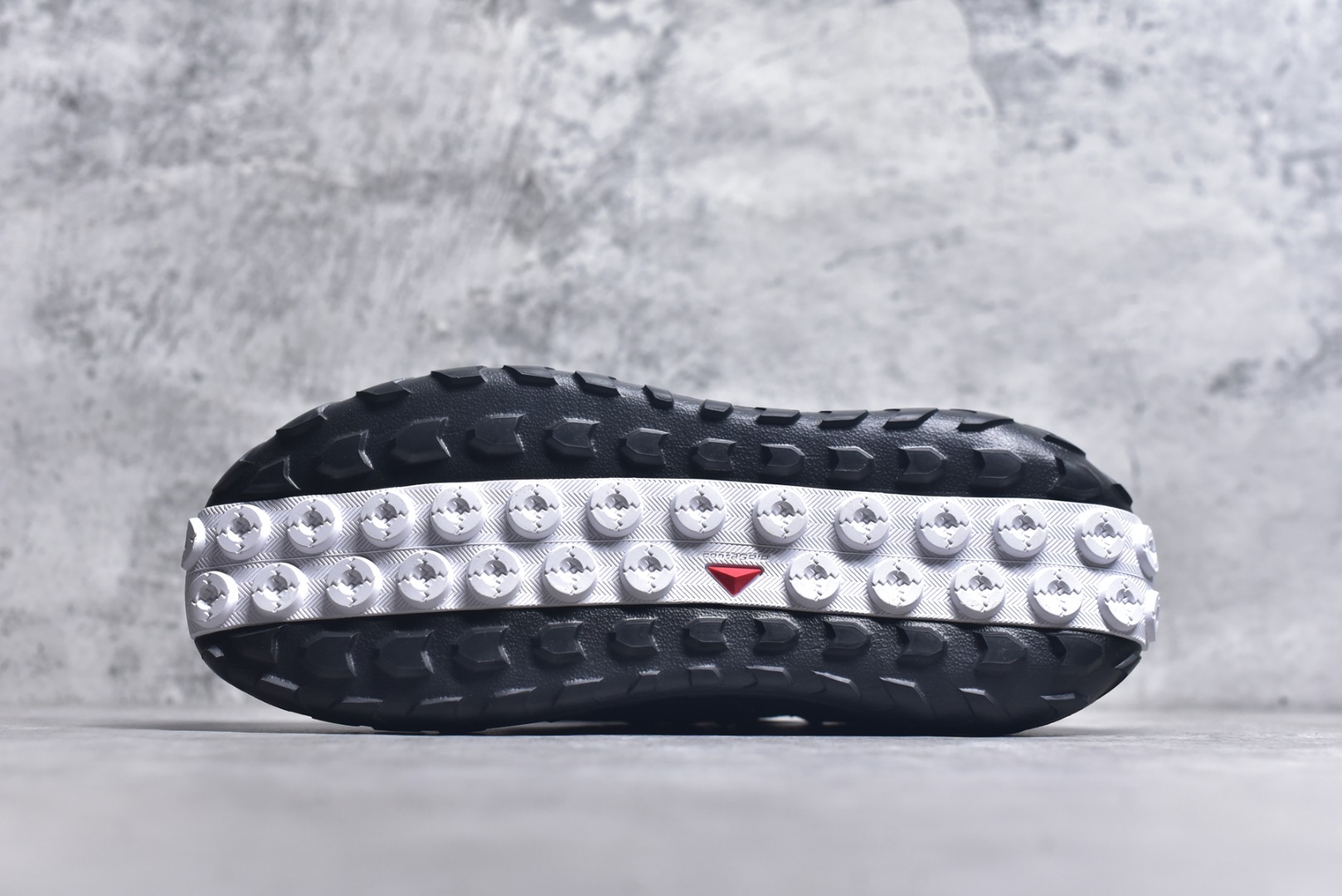 图片[6]-#SALOMON萨洛蒙 SOLAMPHIBIAN 时尚潮流百搭舒适 轮胎鞋 水陆两栖 低帮 户外功能鞋 男女款 黑色478148 尺码：36-46-选品中心