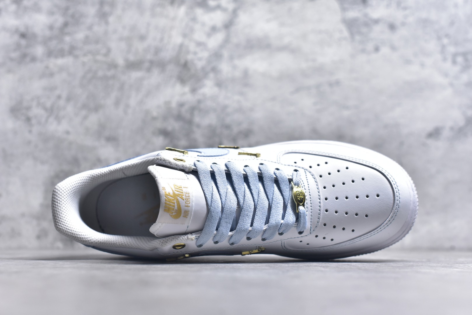 图片[4]-#Nike Air Force 1\’07 Low 官方爆款定制 二次元主题 四勾天蓝 空军一号低帮休闲板鞋 ZH0316-084 #定制皮料 定制鞋盒 原楦原纸板 纯正空军版型 内置全掌气垫 尺码：36 36.5 37.5 38 38.5 39 40 40.5 41 42 42.5 43 44 44.5 45 9.D4-选品中心