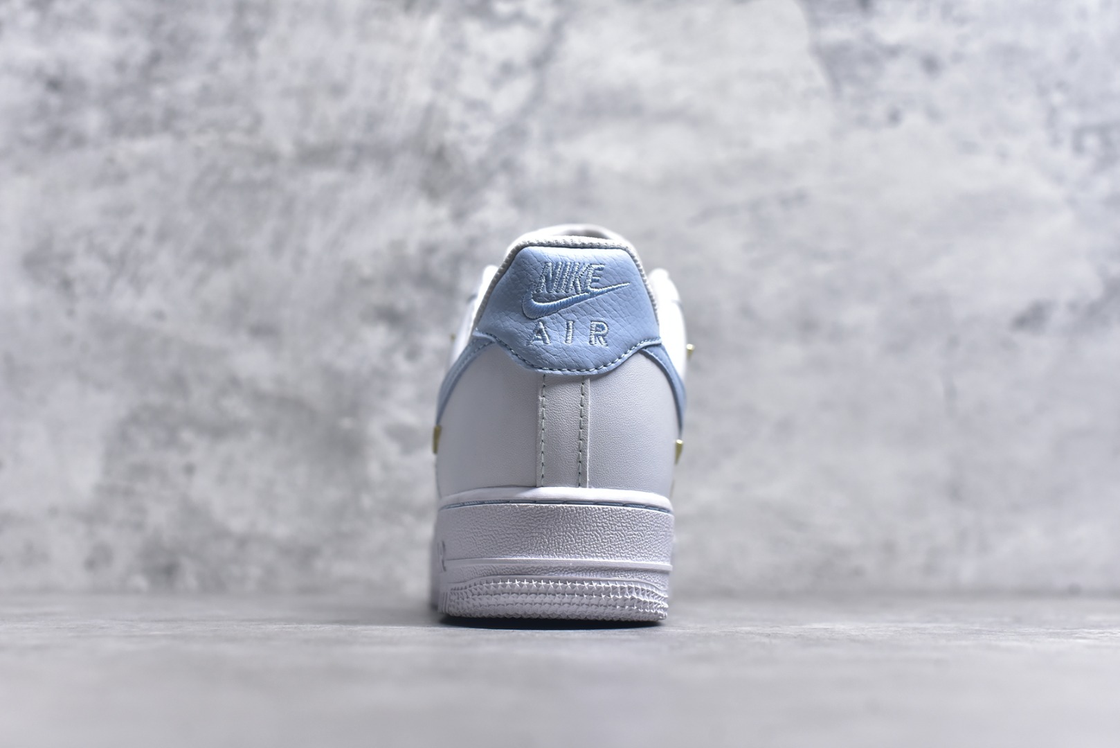 图片[5]-#Nike Air Force 1\’07 Low 官方爆款定制 二次元主题 四勾天蓝 空军一号低帮休闲板鞋 ZH0316-084 #定制皮料 定制鞋盒 原楦原纸板 纯正空军版型 内置全掌气垫 尺码：36 36.5 37.5 38 38.5 39 40 40.5 41 42 42.5 43 44 44.5 45 9.D4-选品中心