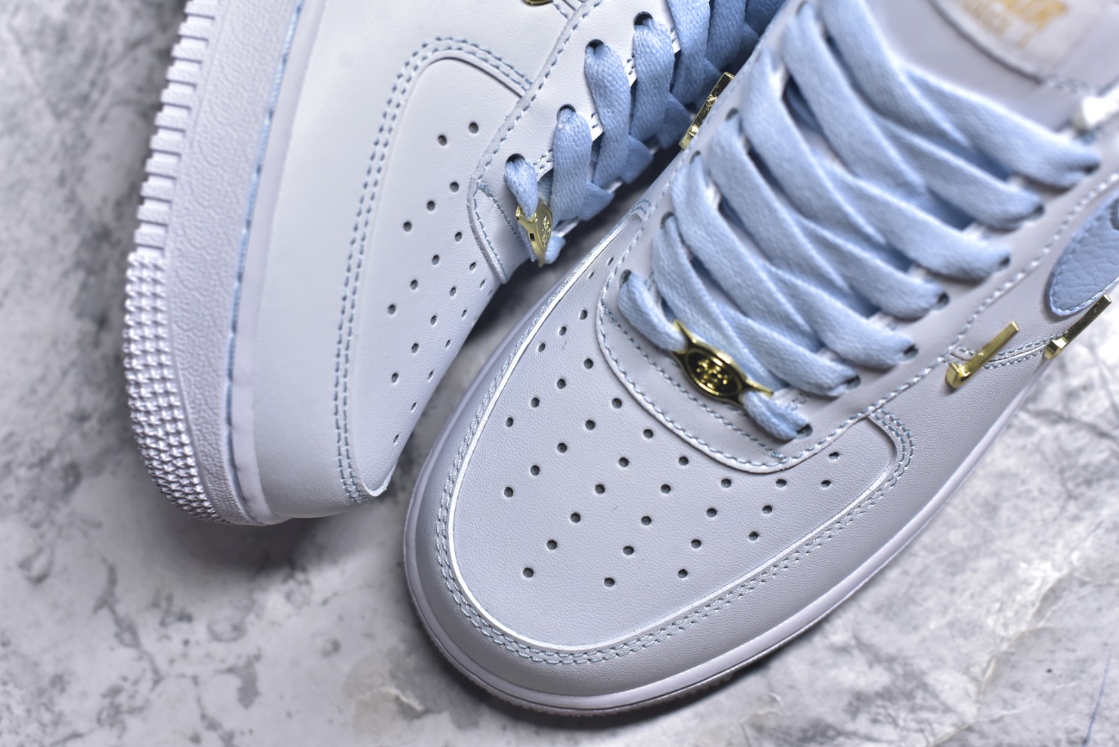 图片[8]-#Nike Air Force 1\’07 Low 官方爆款定制 二次元主题 四勾天蓝 空军一号低帮休闲板鞋 ZH0316-084 #定制皮料 定制鞋盒 原楦原纸板 纯正空军版型 内置全掌气垫 尺码：36 36.5 37.5 38 38.5 39 40 40.5 41 42 42.5 43 44 44.5 45 9.D4-选品中心