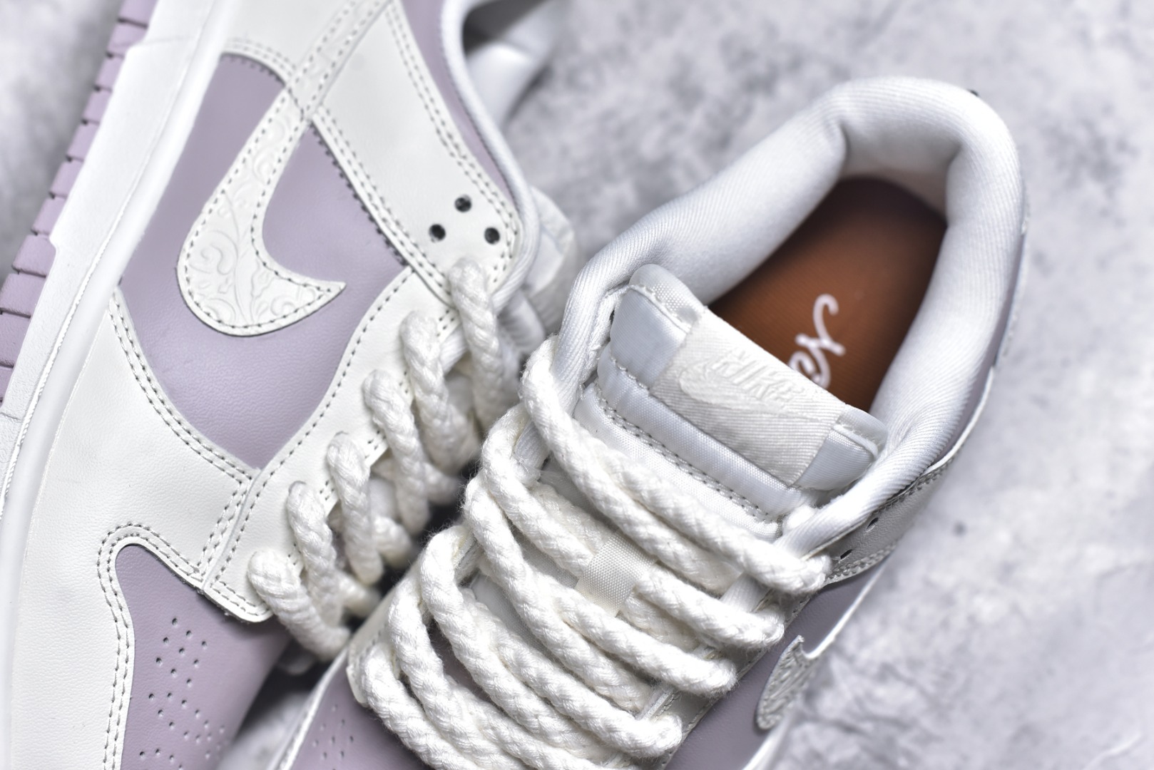 图片[9]-#Nike SB Dunk Low 白淡紫浮雕 低帮休闲板鞋 IH0639-011 尺码：35.5 36 36.5 37.5 38 38.5 39 40 9.E5-选品中心