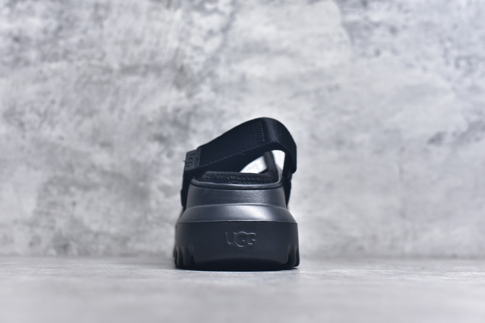 图片[5]-#UGG GoldenGlow Slide 简约时尚 EVA 防磨一脚蹬拖鞋 ！ 货号：1166912 尺码：36-45-选品中心