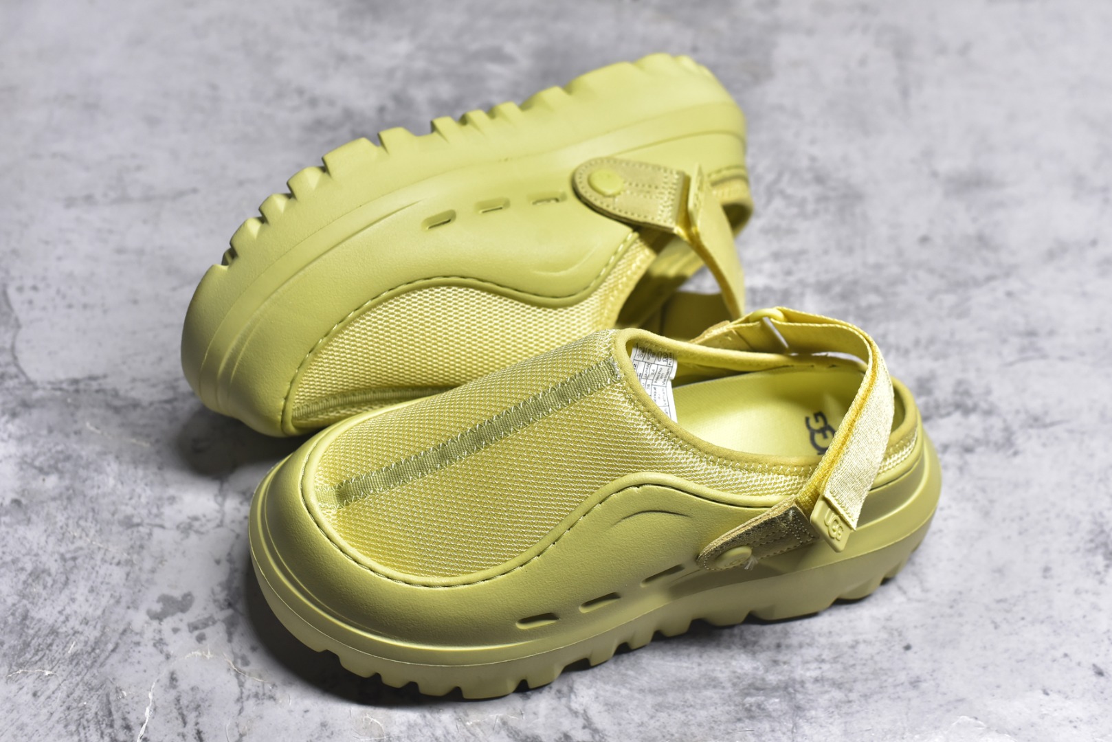 图片[7]-#UGG GoldenGlow Slide 简约时尚 EVA 防磨一脚蹬拖鞋 ！ 货号：1166912 尺码：36-45-选品中心