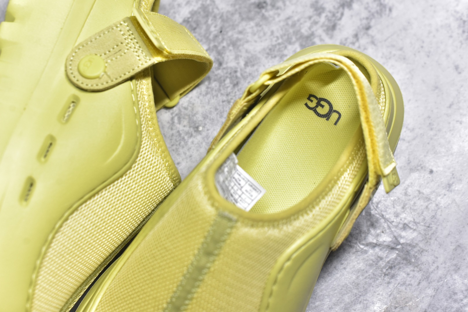 图片[9]-#UGG GoldenGlow Slide 简约时尚 EVA 防磨一脚蹬拖鞋 ！ 货号：1166912 尺码：36-45-选品中心