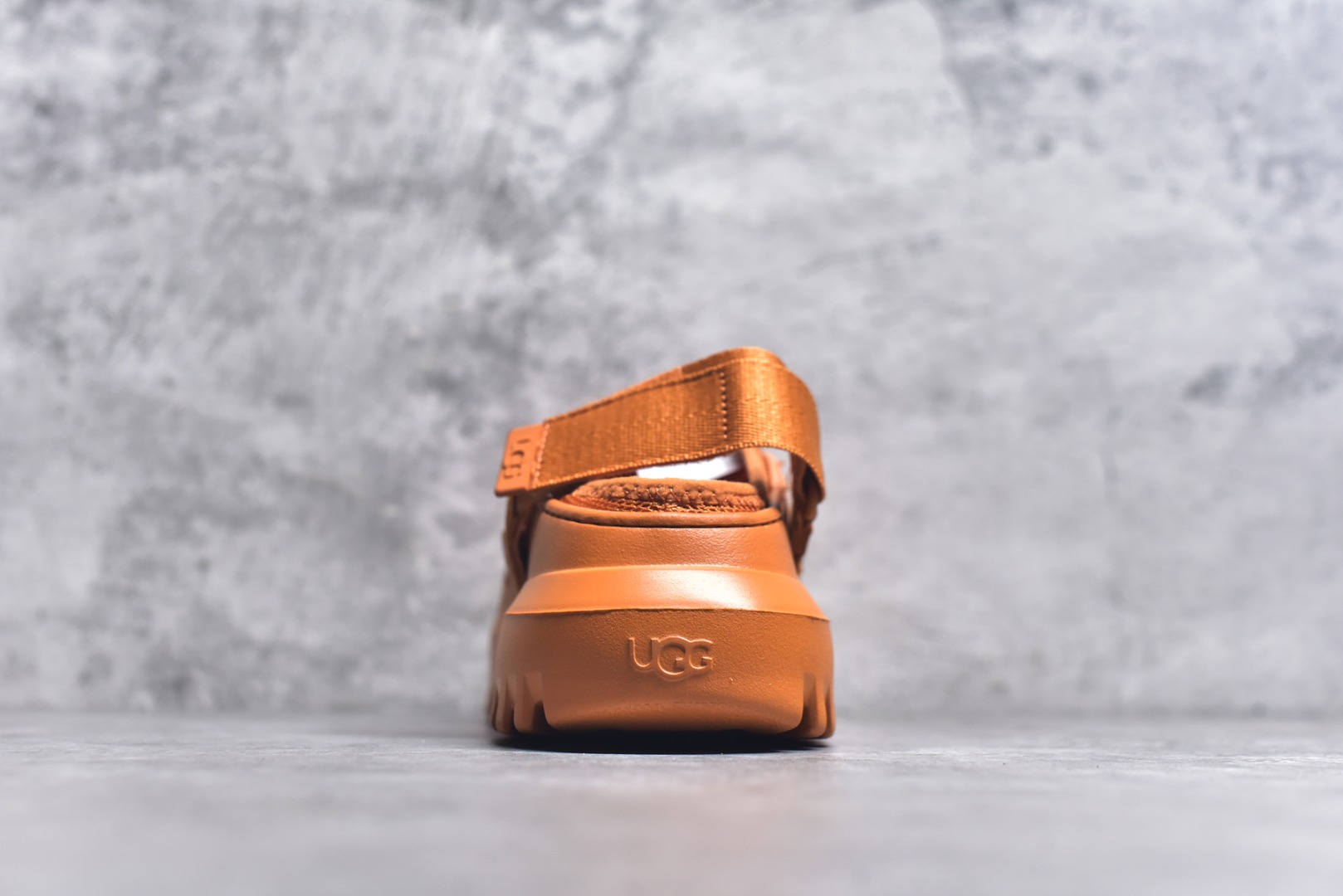 图片[5]-#UGG GoldenGlow Slide 简约时尚 EVA 防磨一脚蹬拖鞋 ！ 货号：1166912 尺码：36-45-选品中心