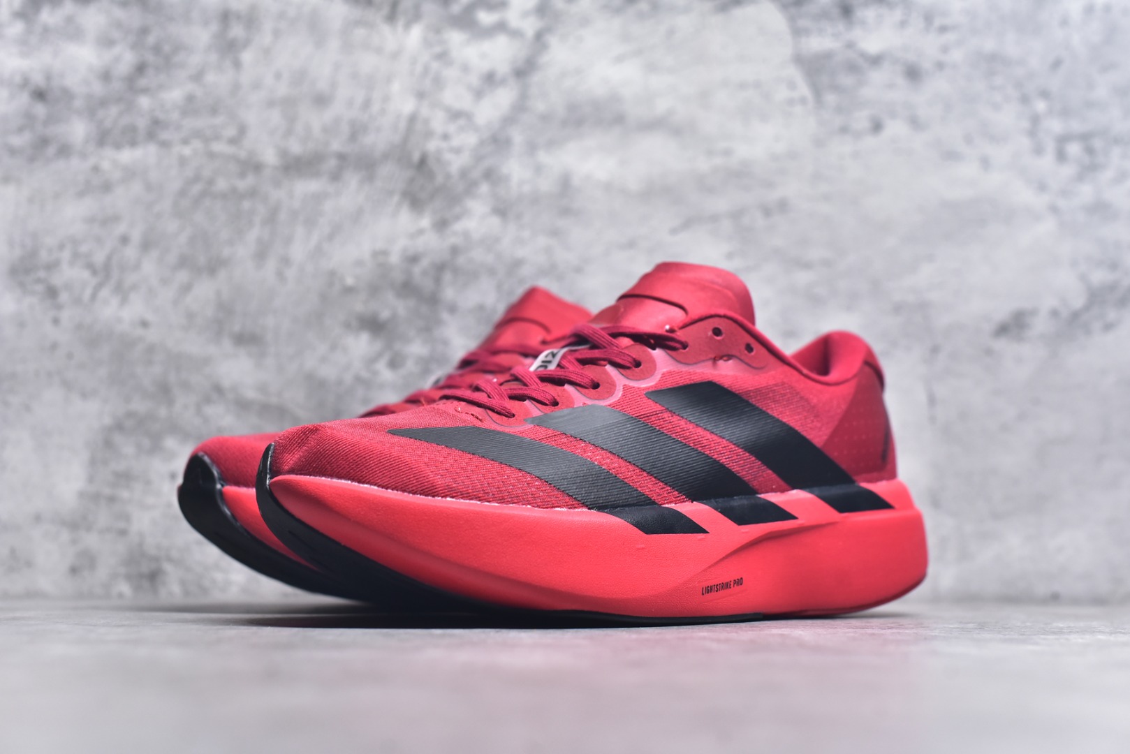 图片[2]-#阿迪达斯 AD Adizero Eva SL M 运动舒适防滑耐磨 低帮跑步鞋 阿迪达斯革新力作!「破纪录轻跑鞋」adiZero Adios Pro EVO 极致轻盈的Lightweight Upper设计,带来近乎裸足的舒适体验。中底采用尖端科技，Lightstrike Pro材料经过精细调校，实现卓越缓震与轻量化的完美结合。 尺码：36-45-选品中心