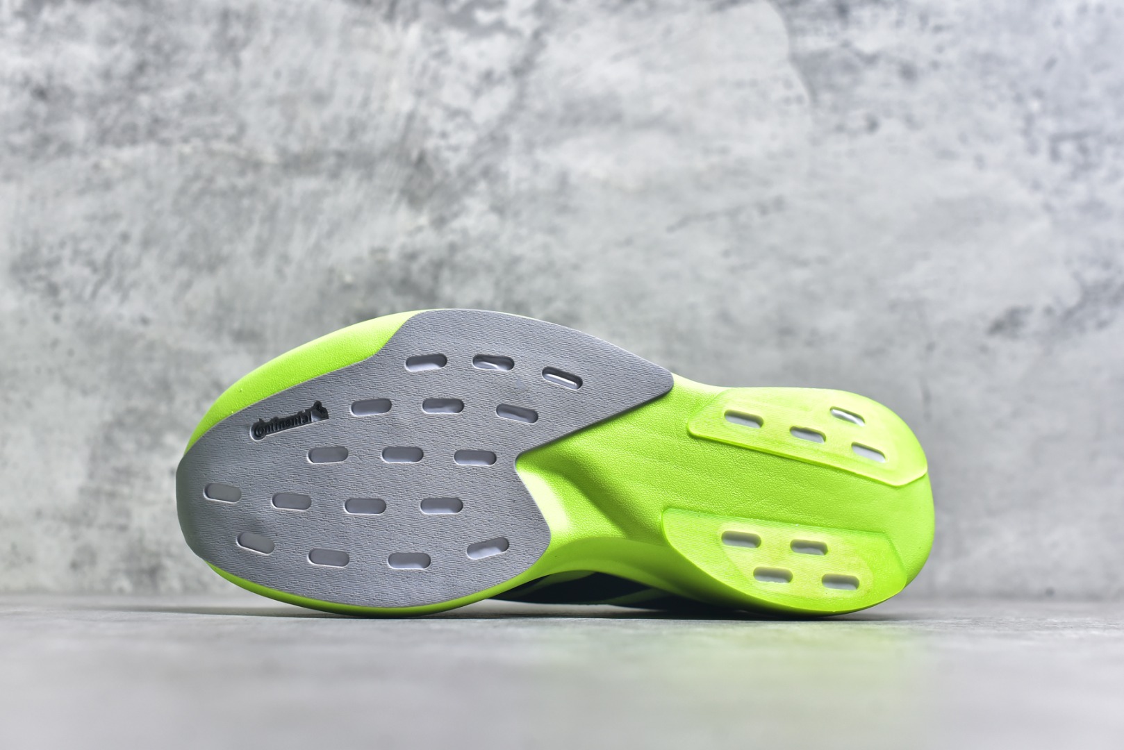 图片[6]-#阿迪达斯 AD Adizero Eva SL M 运动舒适防滑耐磨 低帮跑步鞋 阿迪达斯革新力作!「破纪录轻跑鞋」adiZero Adios Pro EVO 极致轻盈的Lightweight Upper设计,带来近乎裸足的舒适体验。中底采用尖端科技，Lightstrike Pro材料经过精细调校，实现卓越缓震与轻量化的完美结合。 尺码：36-45-选品中心