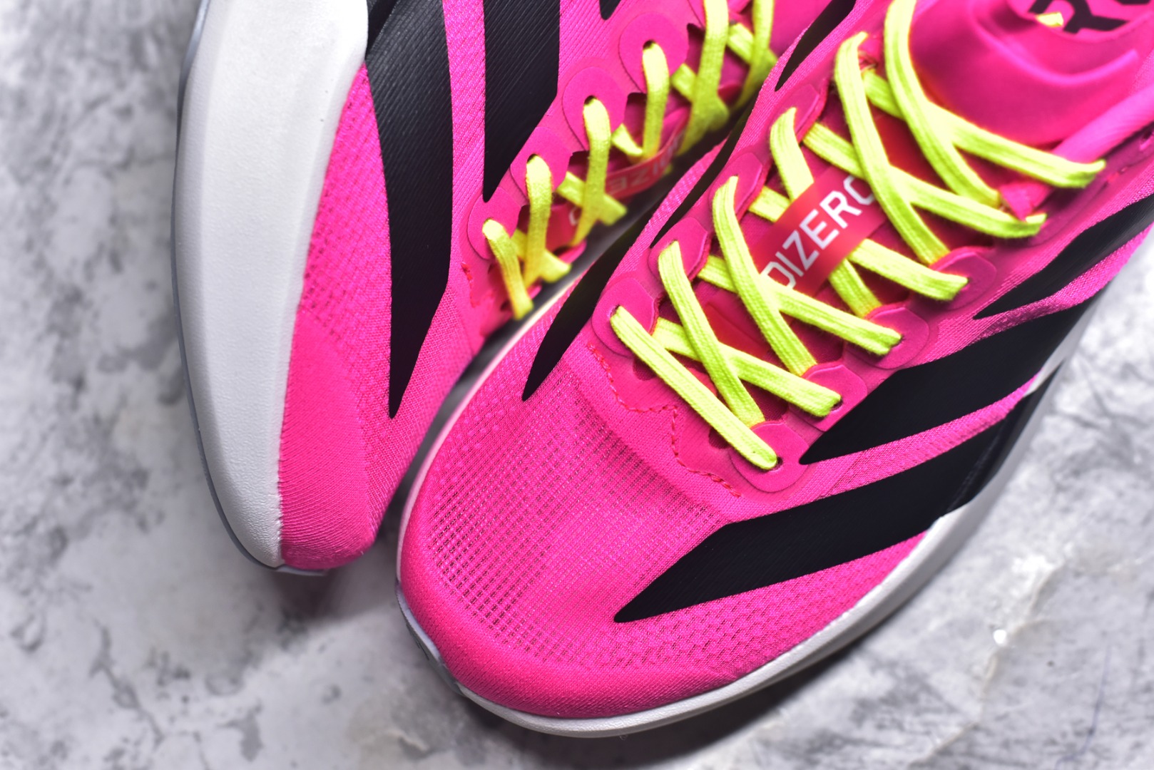 图片[8]-#阿迪达斯 AD Adizero Eva SL M 运动舒适防滑耐磨 低帮跑步鞋 阿迪达斯革新力作!「破纪录轻跑鞋」adiZero Adios Pro EVO 极致轻盈的Lightweight Upper设计,带来近乎裸足的舒适体验。中底采用尖端科技，Lightstrike Pro材料经过精细调校，实现卓越缓震与轻量化的完美结合。 尺码：36-45-选品中心