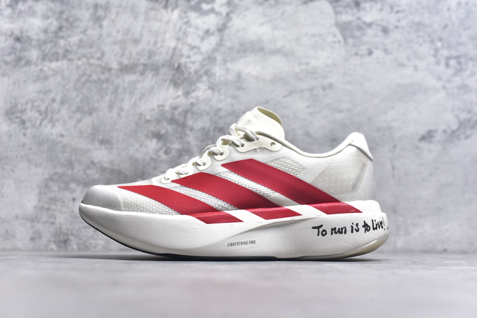 #阿迪达斯 AD Adizero Eva SL M 运动舒适防滑耐磨 低帮跑步鞋 阿迪达斯革新力作!「破纪录轻跑鞋」adiZero Adios Pro EVO 极致轻盈的Lightweight Upper设计,带来近乎裸足的舒适体验。中底采用尖端科技，Lightstrike Pro材料经过精细调校，实现卓越缓震与轻量化的完美结合。 尺码：36-45-选品中心
