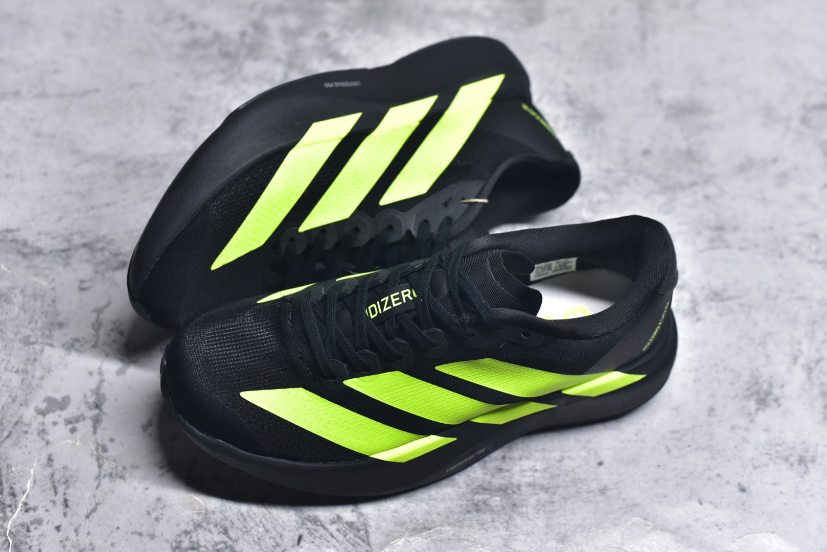 图片[7]-#阿迪达斯 AD Adizero Eva SL M 运动舒适防滑耐磨 低帮跑步鞋 阿迪达斯革新力作!「破纪录轻跑鞋」adiZero Adios Pro EVO 极致轻盈的Lightweight Upper设计,带来近乎裸足的舒适体验。中底采用尖端科技，Lightstrike Pro材料经过精细调校，实现卓越缓震与轻量化的完美结合。 尺码：36-45-选品中心