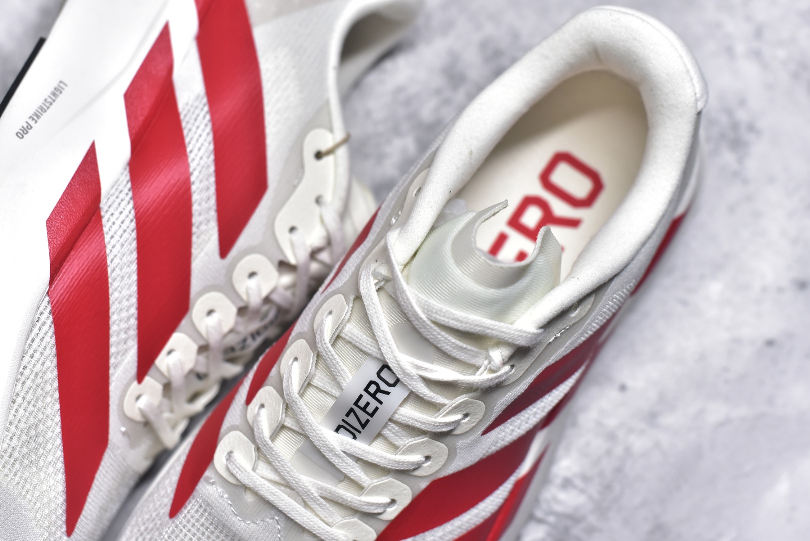 图片[9]-#阿迪达斯 AD Adizero Eva SL M 运动舒适防滑耐磨 低帮跑步鞋 阿迪达斯革新力作!「破纪录轻跑鞋」adiZero Adios Pro EVO 极致轻盈的Lightweight Upper设计,带来近乎裸足的舒适体验。中底采用尖端科技，Lightstrike Pro材料经过精细调校，实现卓越缓震与轻量化的完美结合。 尺码：36-45-选品中心