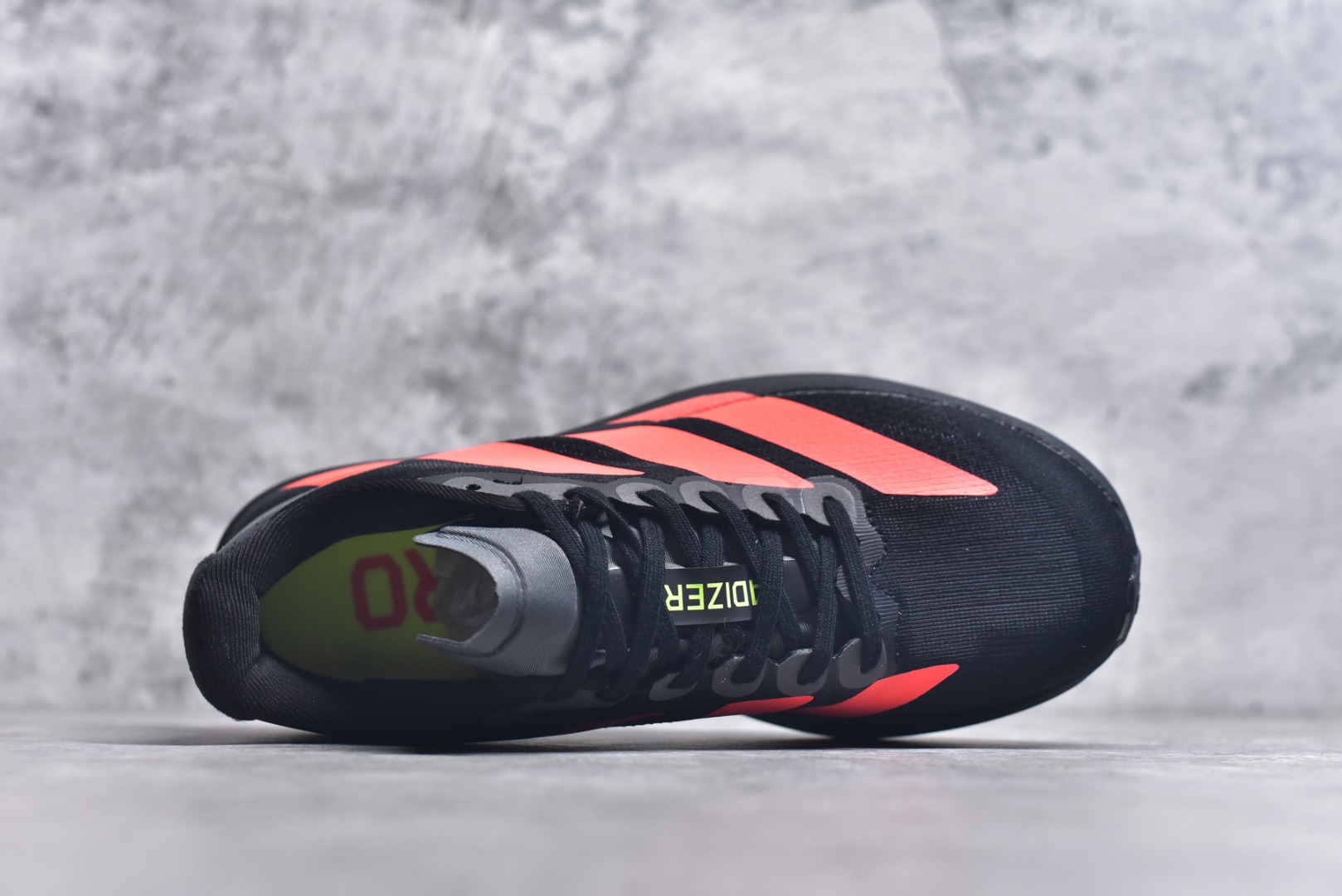 图片[4]-#阿迪达斯 AD Adizero Eva SL M 运动舒适防滑耐磨 低帮跑步鞋 阿迪达斯革新力作!「破纪录轻跑鞋」adiZero Adios Pro EVO 极致轻盈的Lightweight Upper设计,带来近乎裸足的舒适体验。中底采用尖端科技，Lightstrike Pro材料经过精细调校，实现卓越缓震与轻量化的完美结合。 尺码：36-45-选品中心