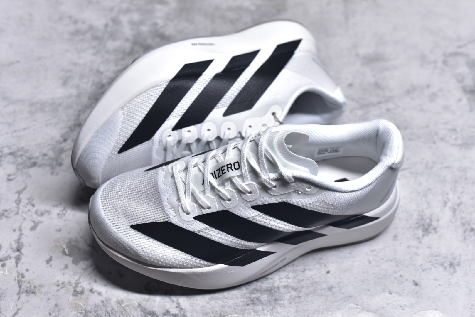 图片[7]-#阿迪达斯 AD Adizero Eva SL M 运动舒适防滑耐磨 低帮跑步鞋 阿迪达斯革新力作!「破纪录轻跑鞋」adiZero Adios Pro EVO 极致轻盈的Lightweight Upper设计,带来近乎裸足的舒适体验。中底采用尖端科技，Lightstrike Pro材料经过精细调校，实现卓越缓震与轻量化的完美结合。 尺码：36-45-选品中心