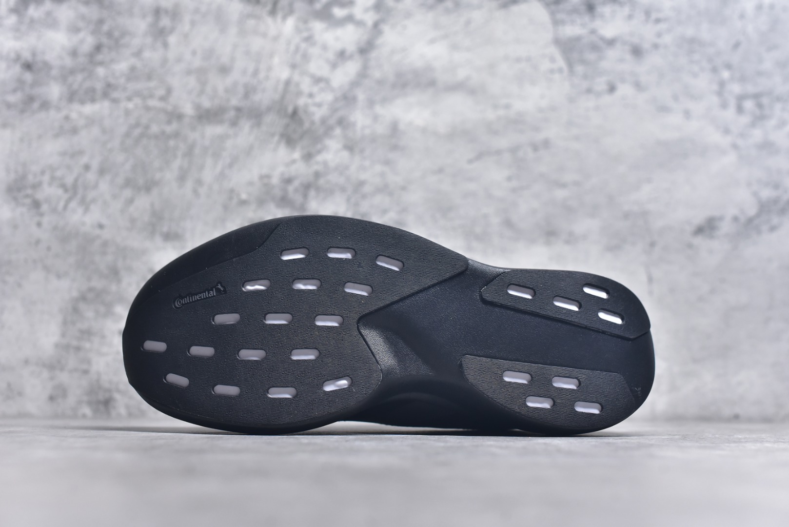 图片[6]-#阿迪达斯 AD Adizero Eva SL M 运动舒适防滑耐磨 低帮跑步鞋 阿迪达斯革新力作!「破纪录轻跑鞋」adiZero Adios Pro EVO 极致轻盈的Lightweight Upper设计,带来近乎裸足的舒适体验。中底采用尖端科技，Lightstrike Pro材料经过精细调校，实现卓越缓震与轻量化的完美结合。 尺码：36-45-选品中心