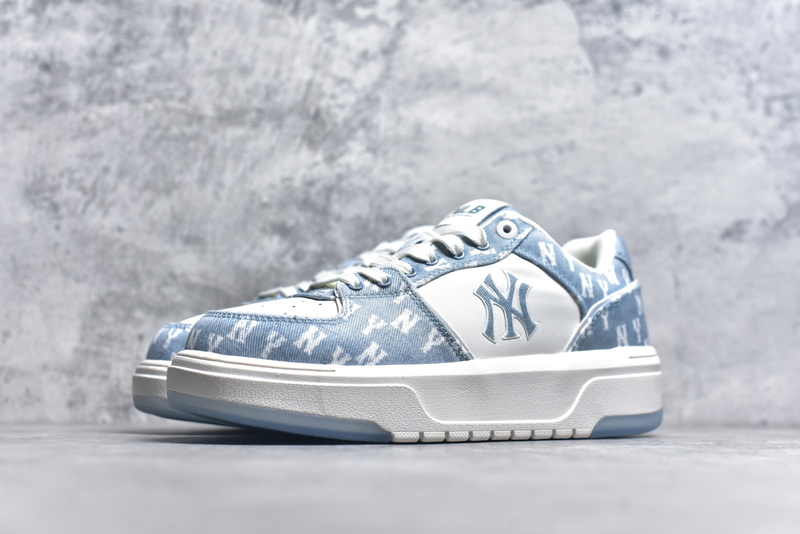图片[2]-#NY MLB Chunky Liner Embo Monogram 纽约洋基队 增高厚底休闲跑鞋 3ASXV015N50BLS 尺码：35 36 36.5 37.5 38 38.5 39 40 40.5 41 42 42.5 43 44 44.5 45 3.C3-选品中心