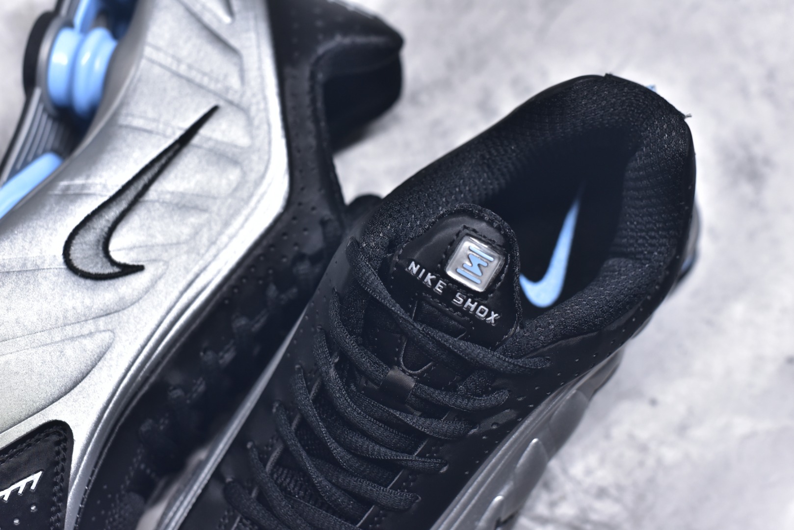 图片[9]-#Nike Shox R4 高科技专利气柱弹簧跑步鞋 子弹 文斯卡特 原厂材质 随意对比任何版本 货号：CW2626 004 尺码：36 36.5 37 38 38.5 39 40 40.5 41 42 42.5 43 44 45-选品中心
