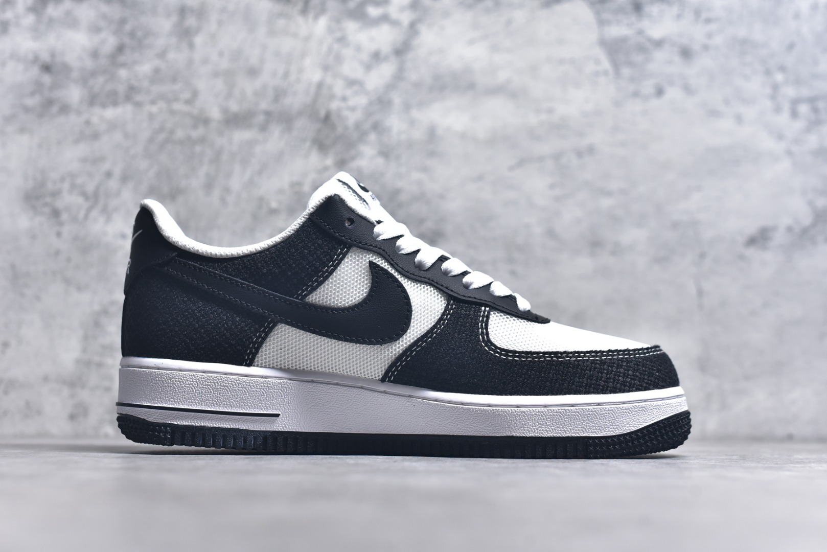 图片[3]-#Nike Air Force 1\’07 Low 官方爆款定制 牛仔布小勾 空军一号低帮休闲板鞋 ZH0316-091 #定制皮料 原厂3D打印 定制鞋盒 原楦原纸板 纯正空军版型 内置全掌气垫 尺码：36 36.5 37.5 38 38.5 39 40 40.5 41 42 42.5 43 44 44.5 45 9.D4-选品中心
