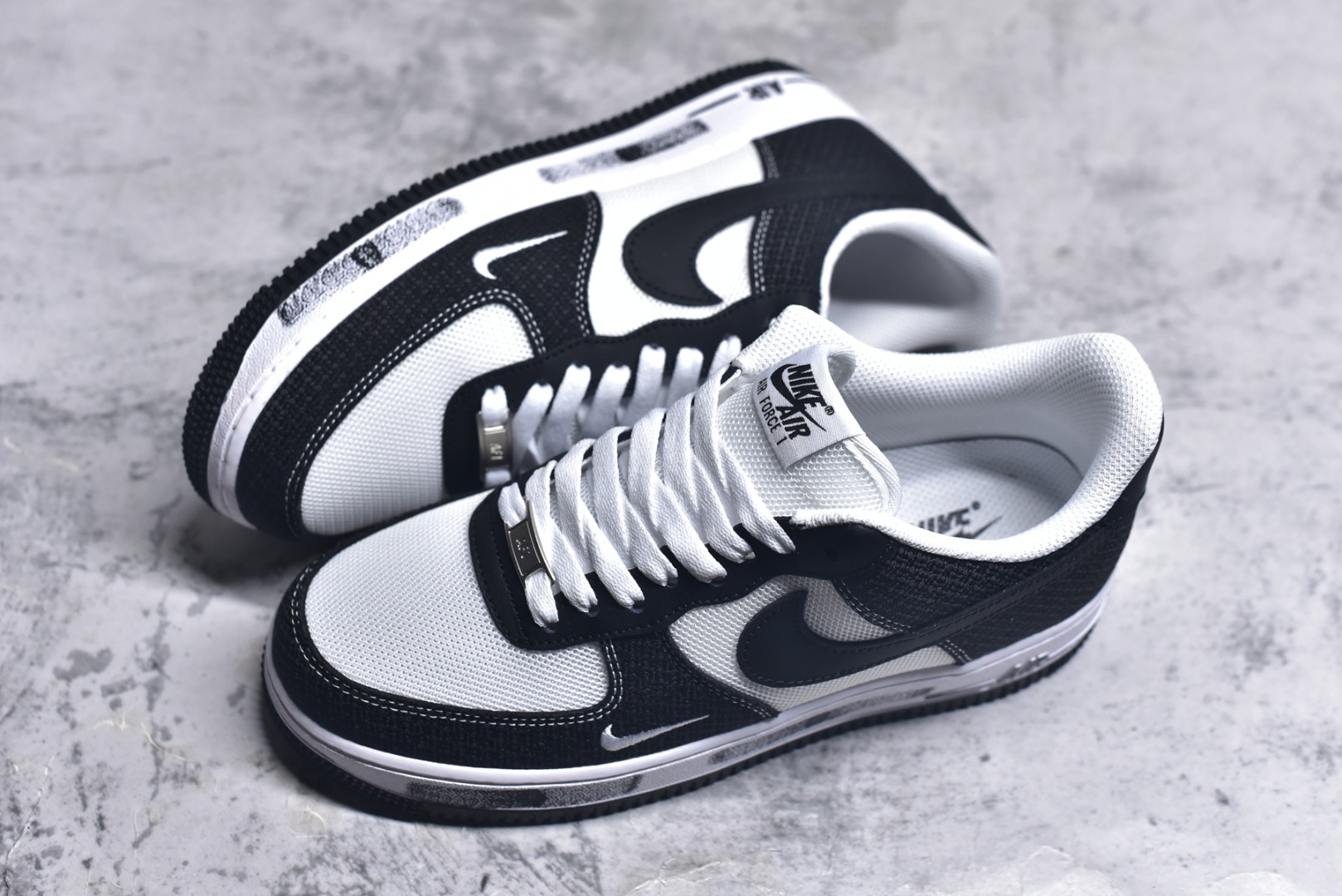 图片[7]-#Nike Air Force 1\’07 Low 官方爆款定制 牛仔布小勾 空军一号低帮休闲板鞋 ZH0316-091 #定制皮料 原厂3D打印 定制鞋盒 原楦原纸板 纯正空军版型 内置全掌气垫 尺码：36 36.5 37.5 38 38.5 39 40 40.5 41 42 42.5 43 44 44.5 45 9.D4-选品中心